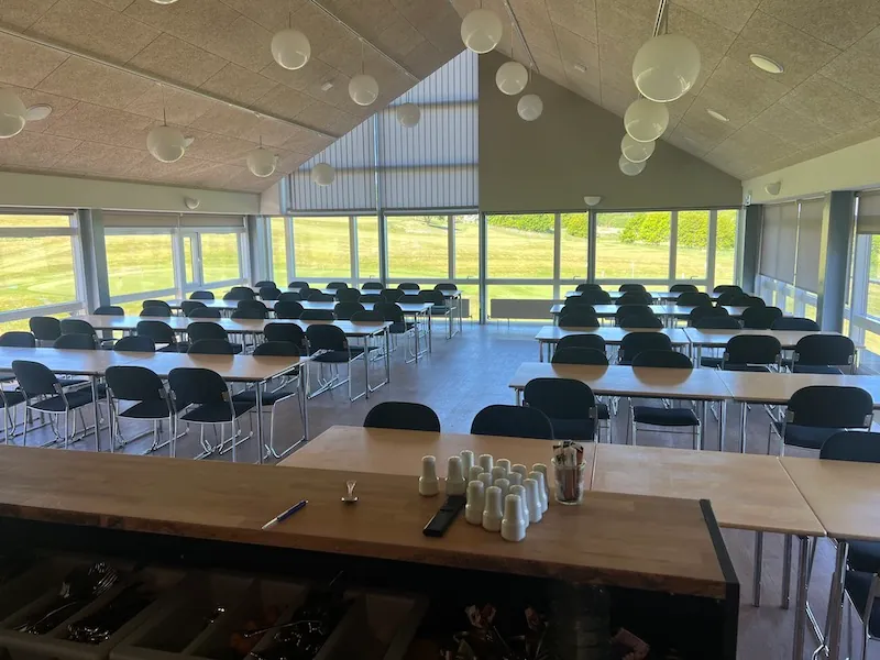 Catering-anretninger klar til levering